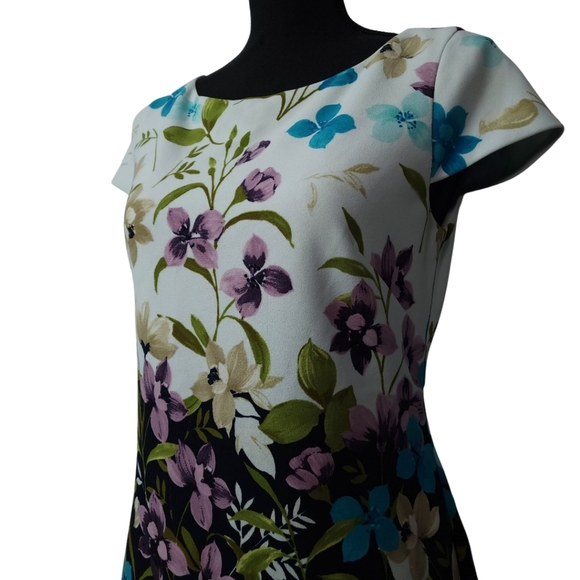 Floral Print Women's Dress - Picture 8 of 14